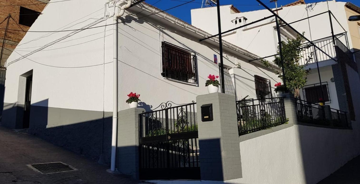 Casa Rural Maria Pinos Genil Esterno foto
